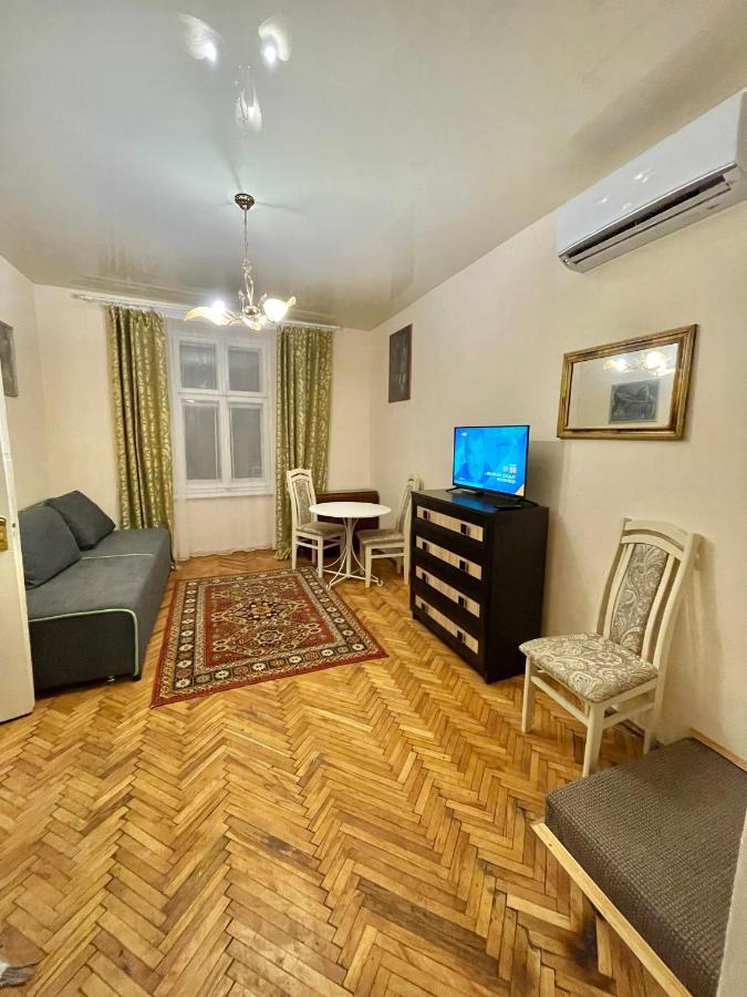 Style Apartments In Old לבוב מראה חיצוני תמונה